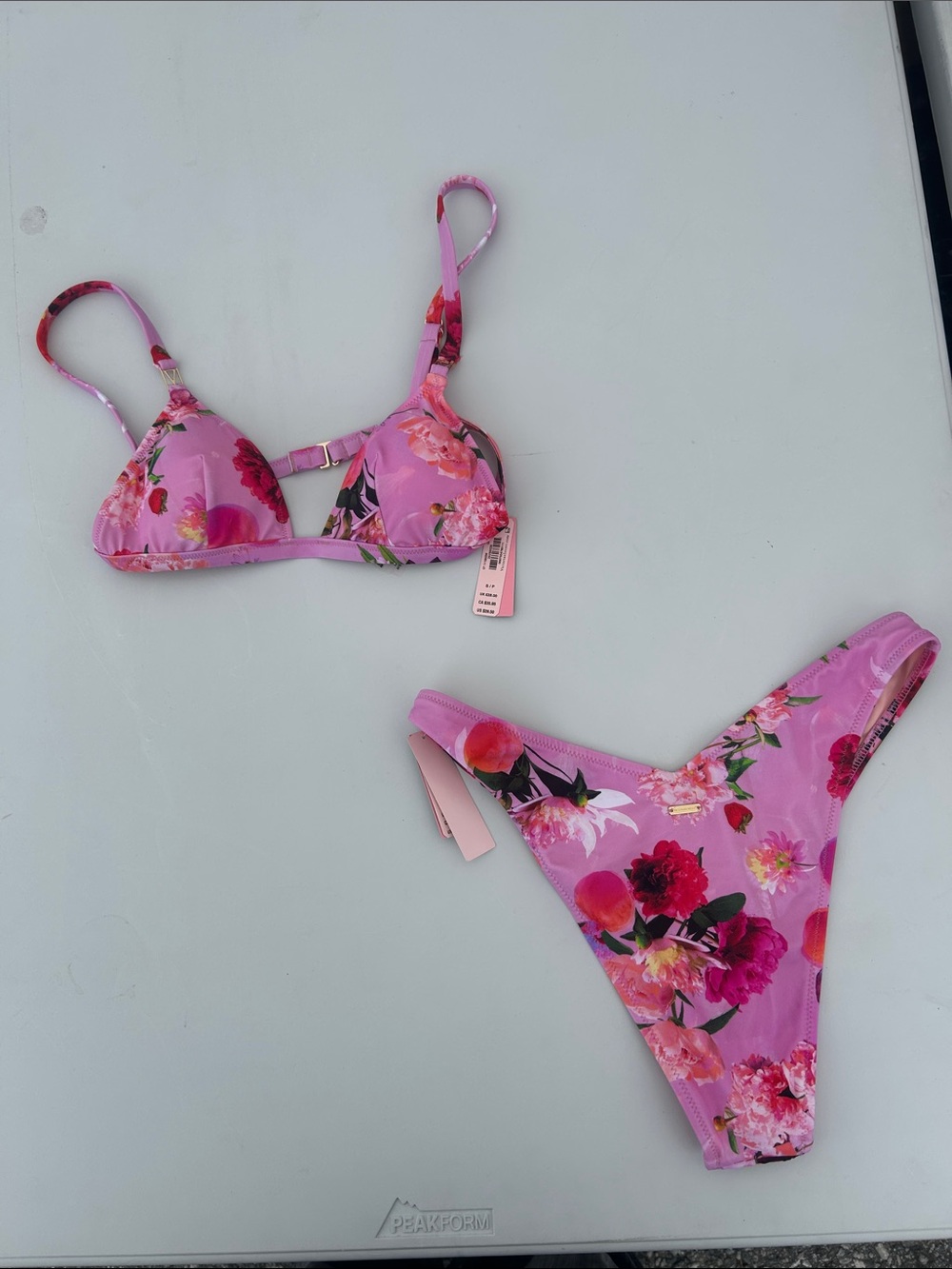 NWT Victorias Secret Swim Set Stunning Floral bikini top & High Bottom M / S